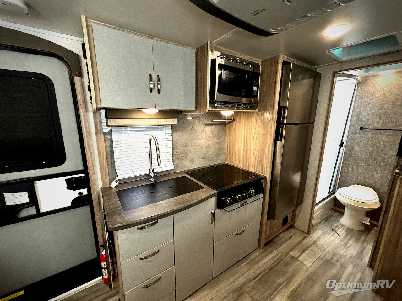 2022 Winnebago Towables Micro Minnie FLX 2108FBS Photo 7