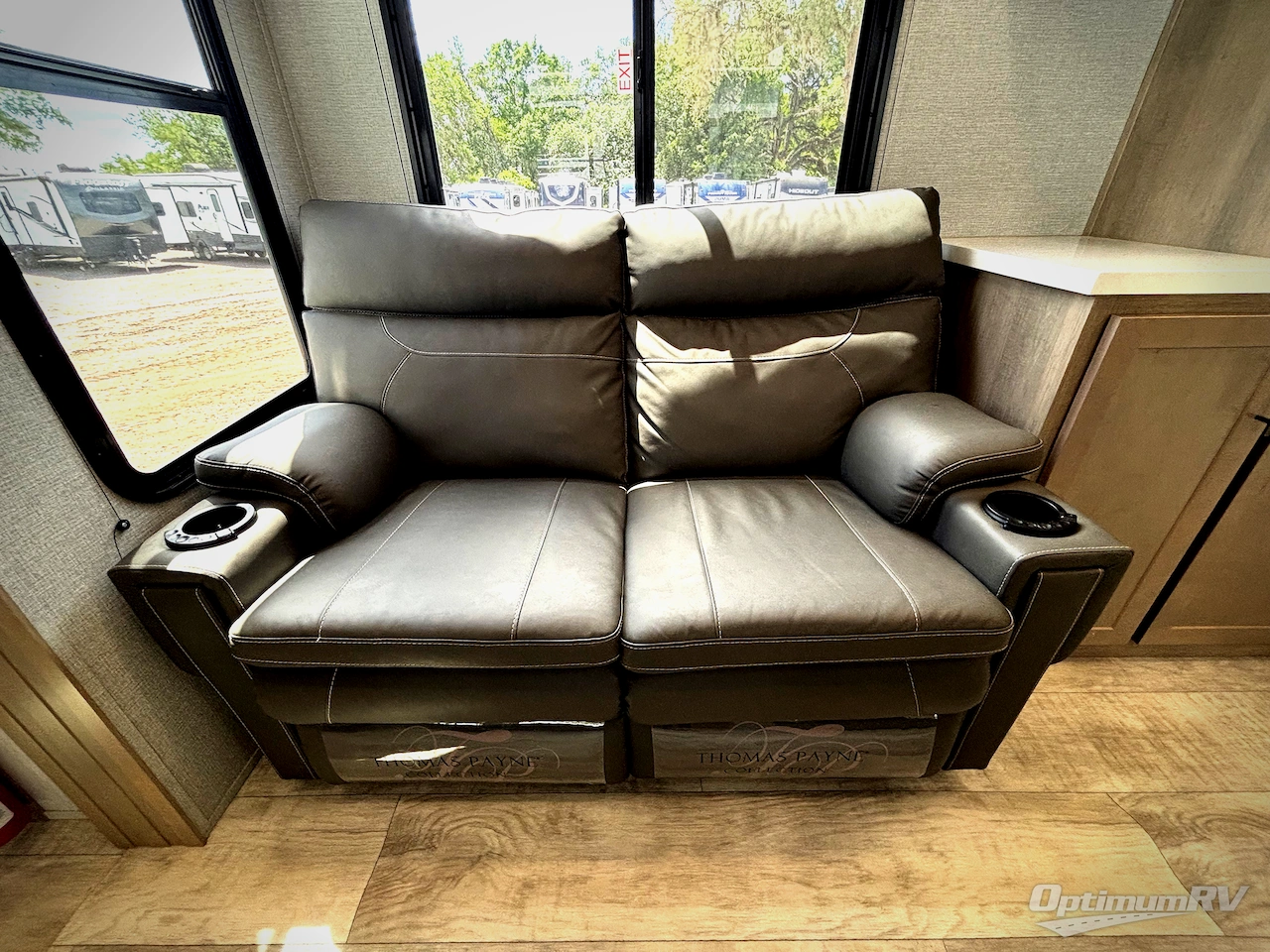 2024 Grand Design Momentum G-Class 415G Photo 19