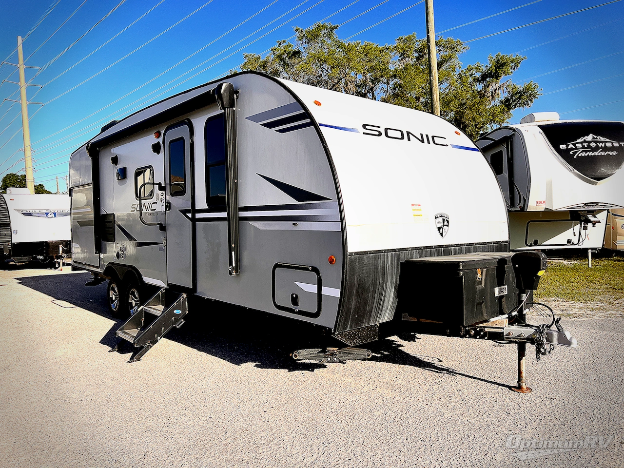 2020 Venture Sonic SN220VRB Photo 1