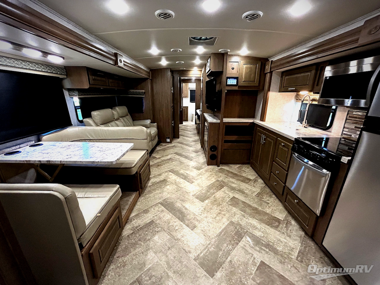 2021 Forest River Georgetown 5 Series 34H5 Photo 4