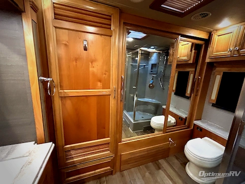 2021 Tiffin Phaeton 40IH RV Photo 4