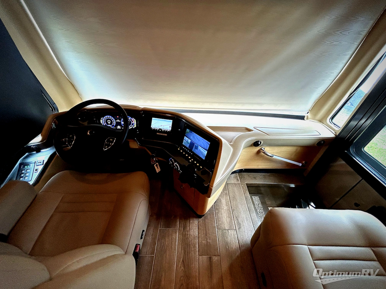 2021 Tiffin Phaeton 40IH Photo 8