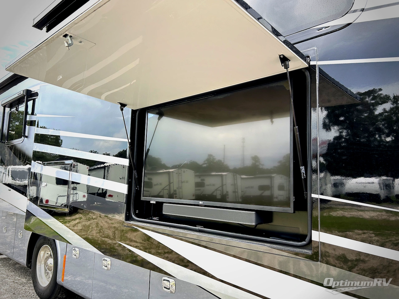 2021 Tiffin Phaeton 40IH Photo 26