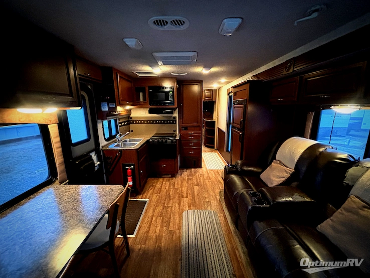 2012 Fleetwood Storm 30SA RV Photo 1