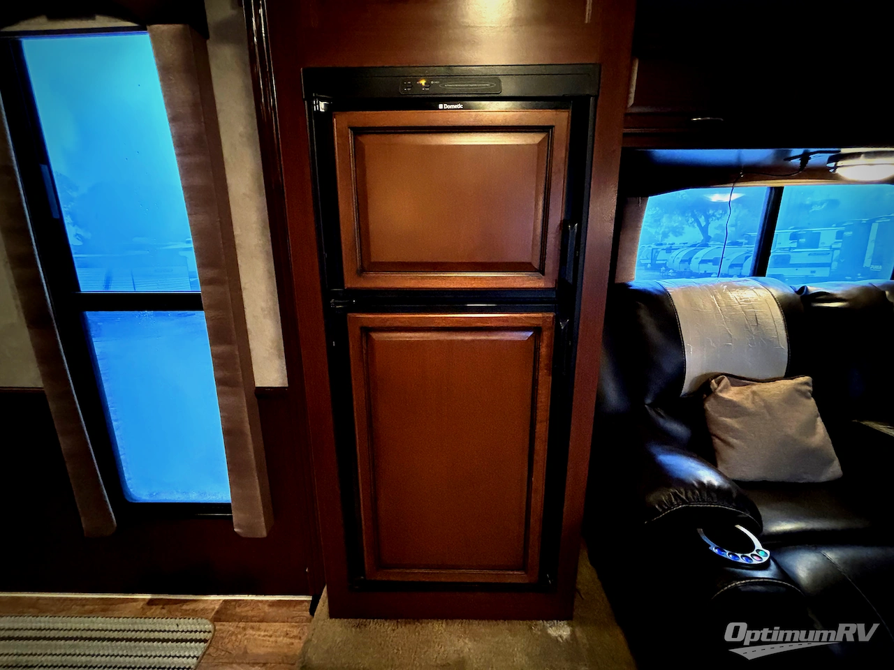 2012 Fleetwood Storm 30SA Photo 8