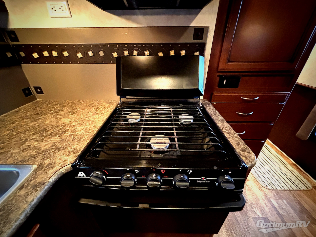 2012 Fleetwood Storm 30SA Photo 15