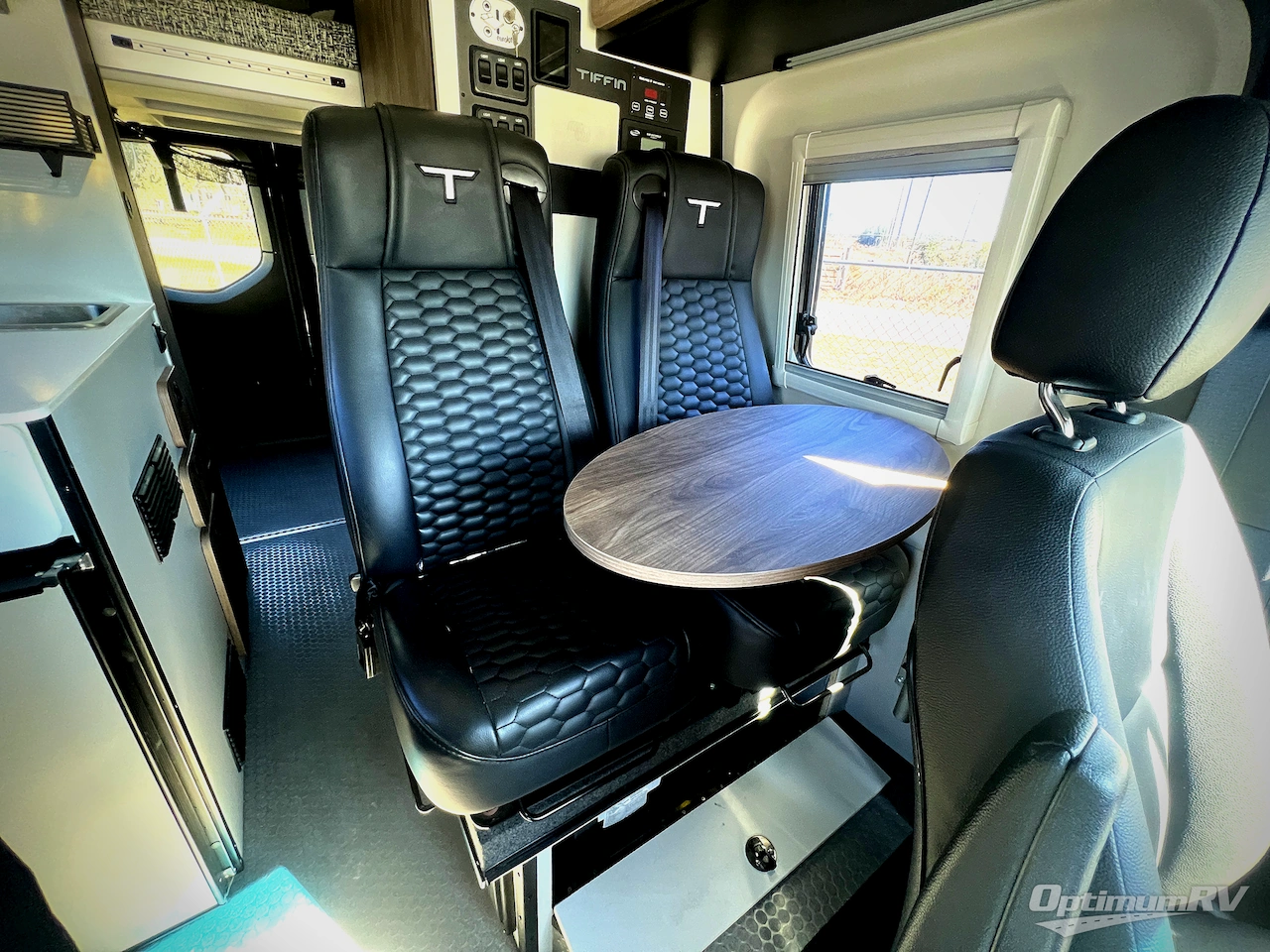 2025 Tiffin GH1 Std. Model Photo 8
