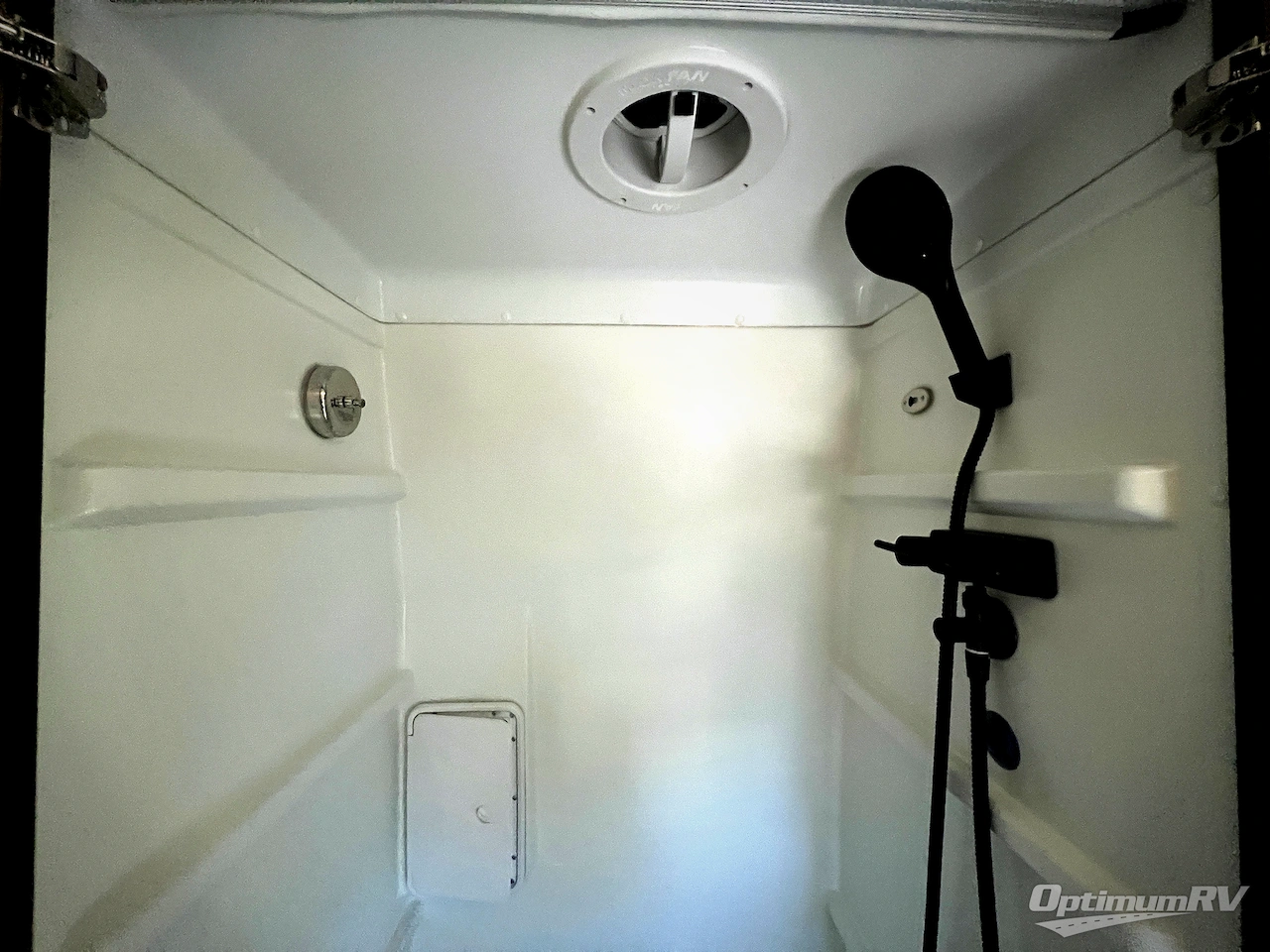 2025 Tiffin GH1 Std. Model Photo 14