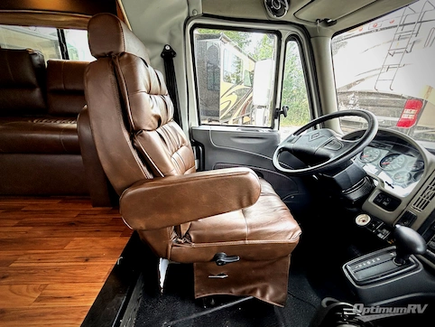 2018 NeXus Phantom 32SC RV Photo 3
