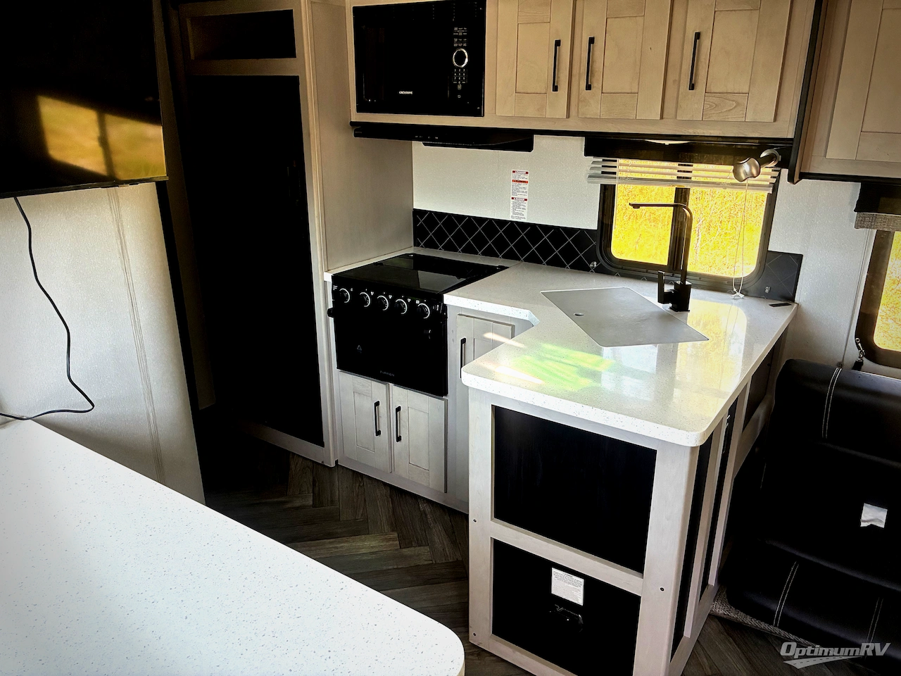 2021 Heartland Torque TQ T333 Photo 5