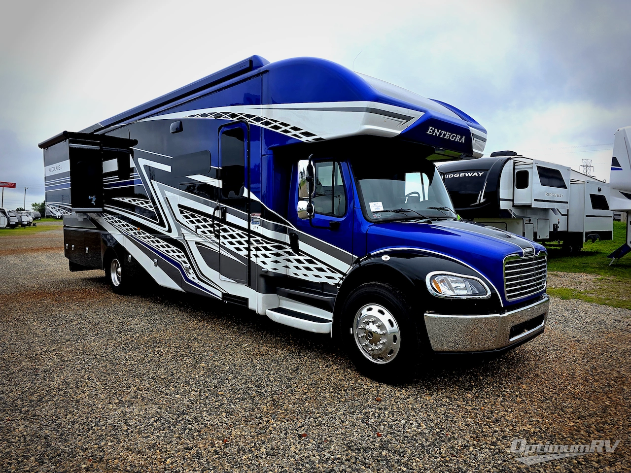 2021 Entegra ACCOLADE XL 37K Photo 1