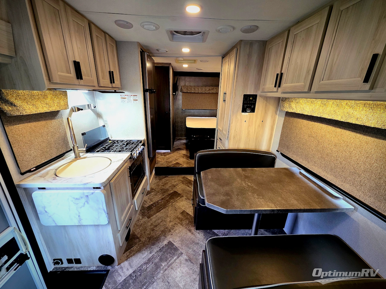 2020 Forest River Forester LE 2251SLE Chevy Photo 4