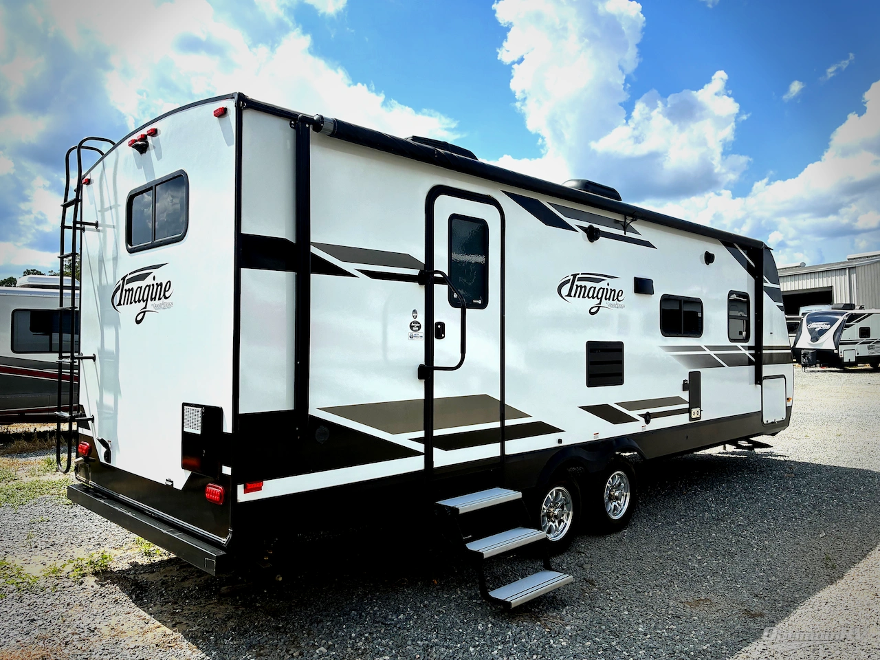 2019 Grand Design Imagine 2600RB Photo 2