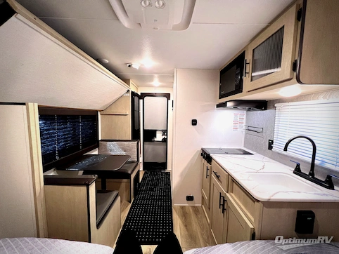 2025 Shasta Compact 16BH RV Photo 4