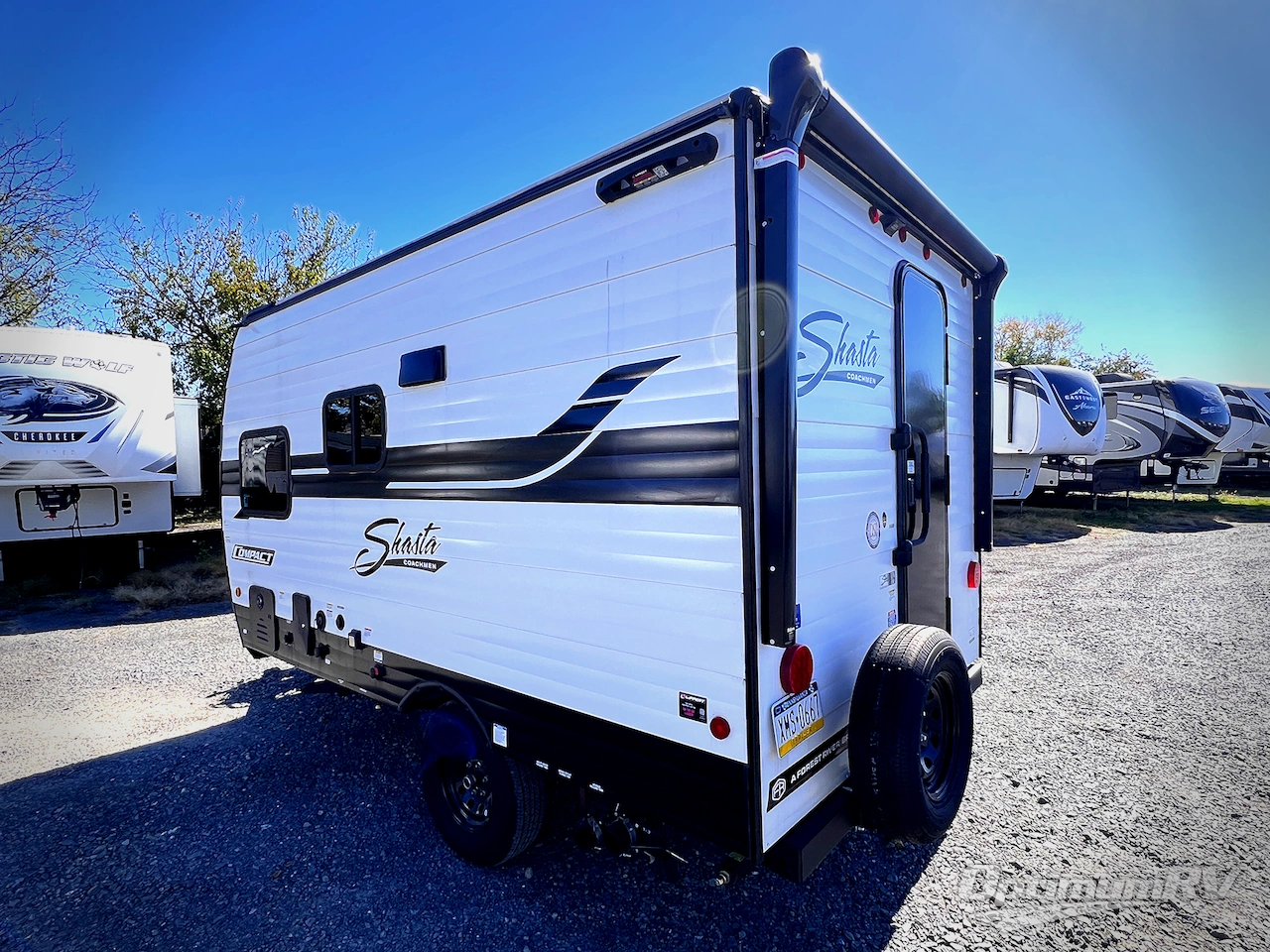 2025 Shasta Compact 16BH Photo 3