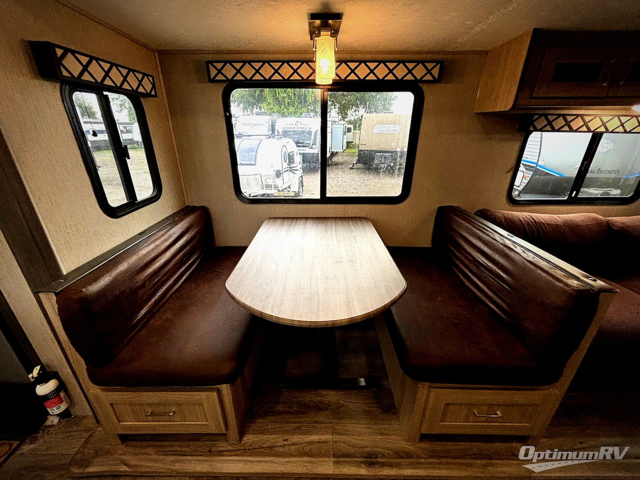2020 Coachmen Freedom Express Liberty Edition 320BHDSLE Photo 19