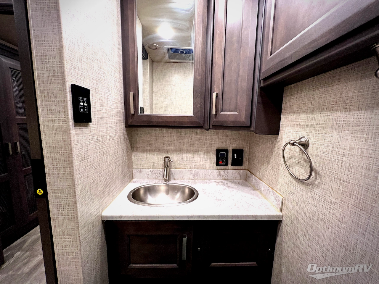 2023 Thor Challenger 37FH Photo 38