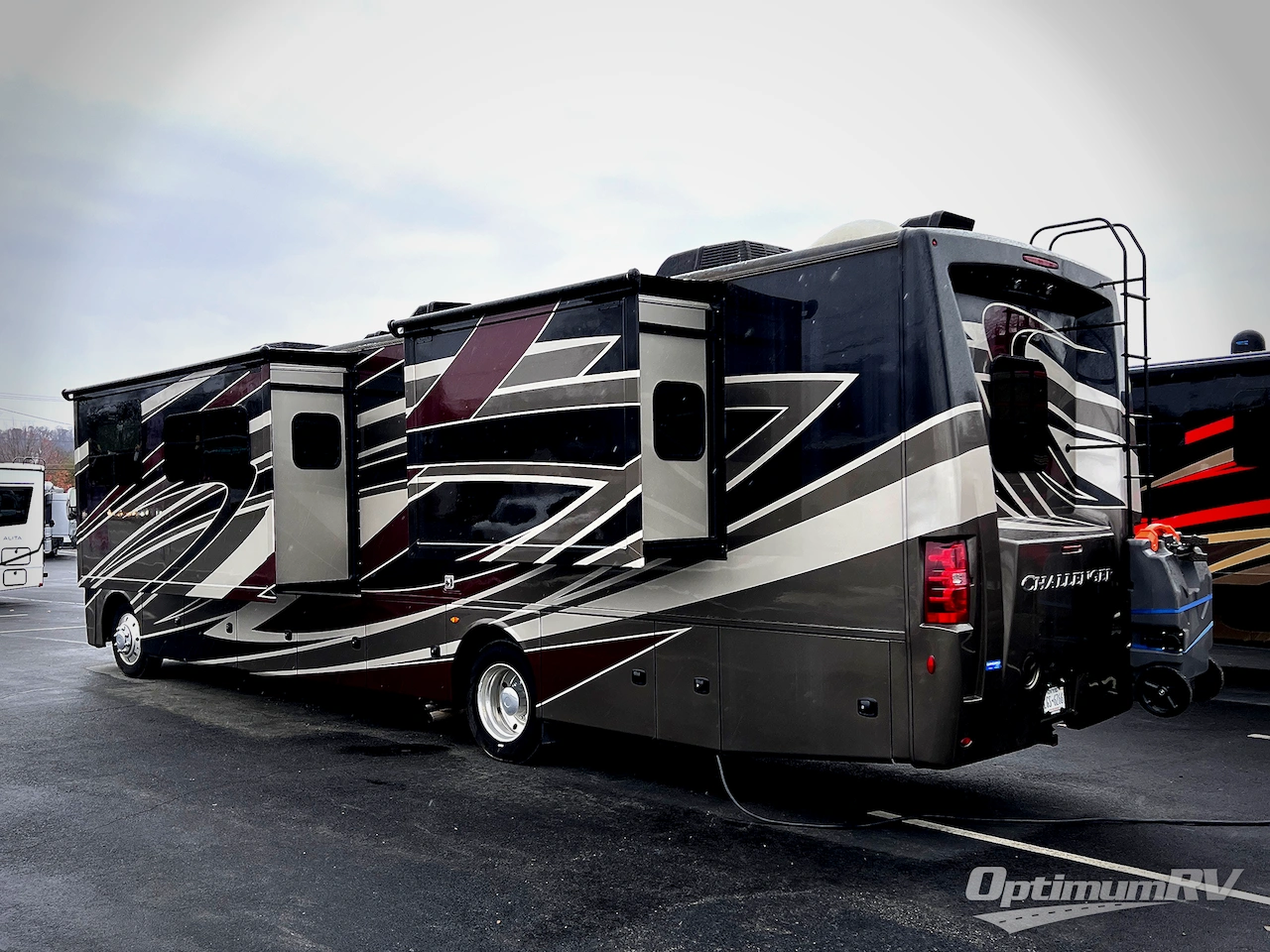 2023 Thor Challenger 37FH Photo 3