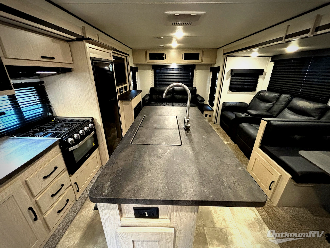 2021 Coachmen Apex Ultra-Lite 293RLDS Photo 4