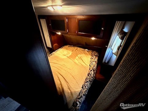 2015 Keystone Bullet 308BHS RV Photo 2