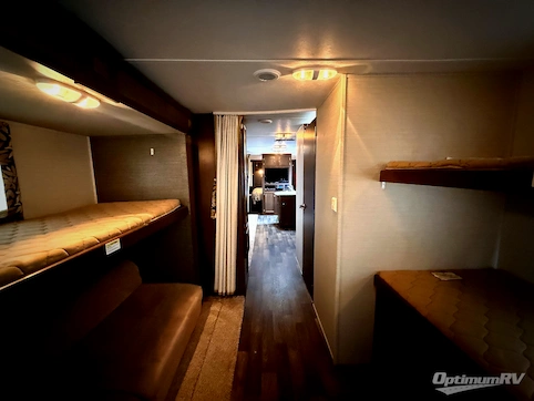 2015 Keystone Bullet 308BHS RV Photo 4