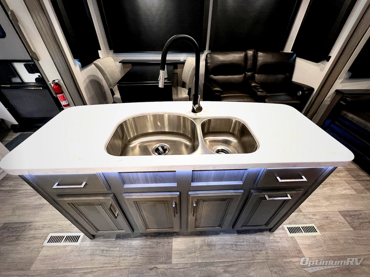 2021 Keystone Montana 3121RL Photo 11