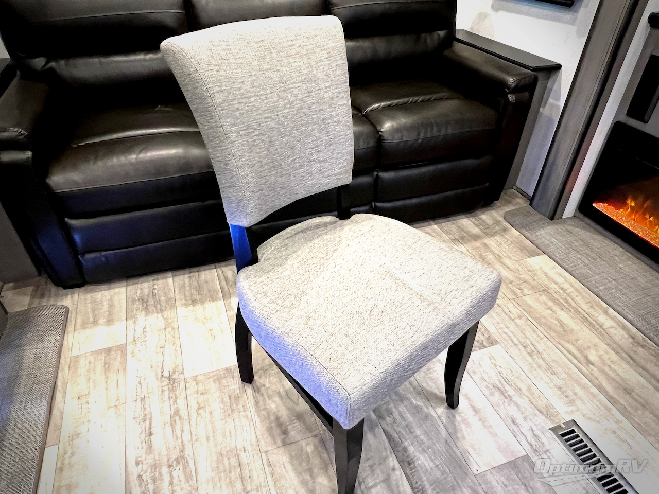 2021 Keystone Montana 3121RL Photo 22