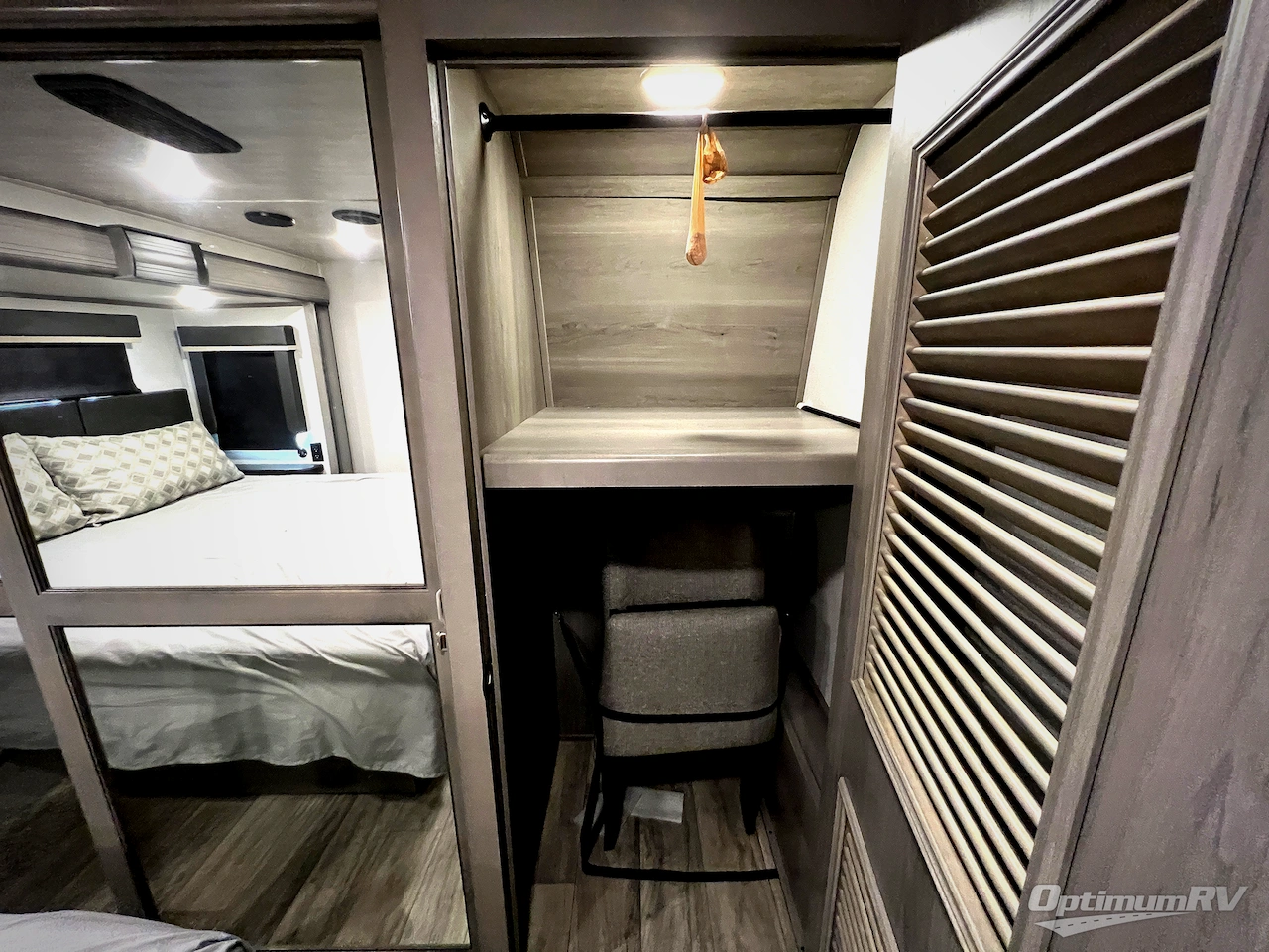 2021 Keystone Montana 3121RL Photo 47