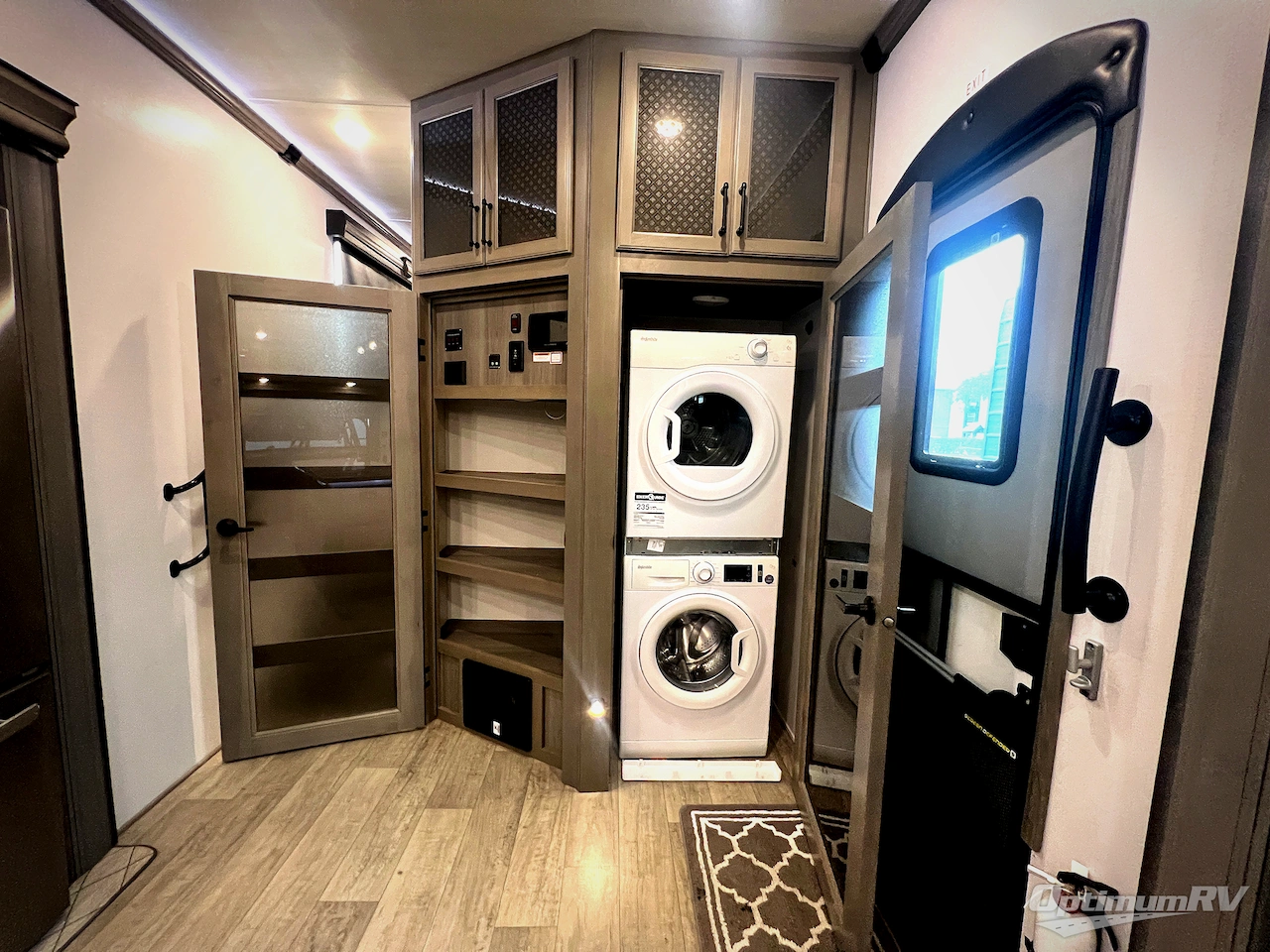 2022 Keystone Montana 3781RL Photo 15