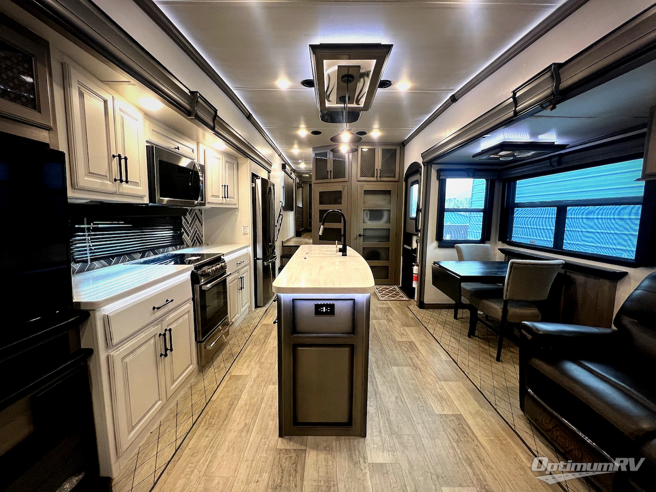 2022 Keystone Montana 3781RL Photo 24