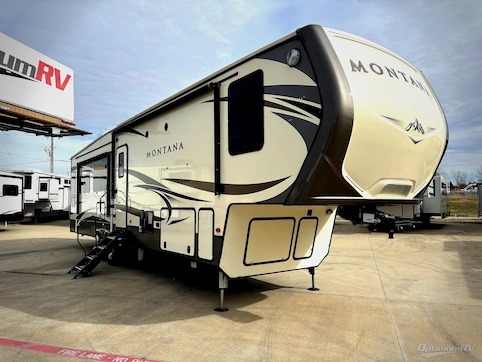 Used 2017 Keystone Montana 3721RL Featured Photo