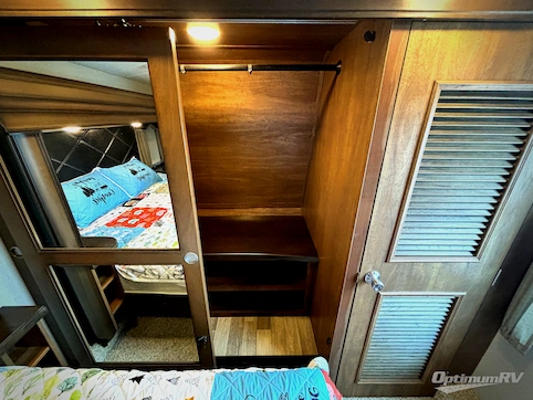 2017 Keystone Montana 3721RL RV Photo 4