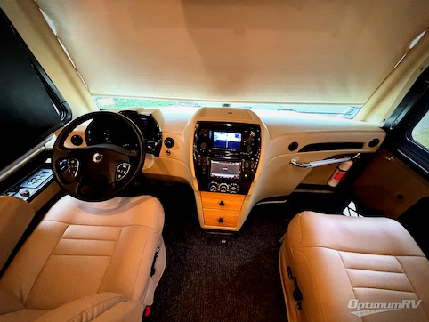 2022 Tiffin Allegro Breeze 33 BR RV Photo 2