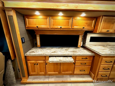 2022 Tiffin Allegro Breeze 33 BR RV Photo 3