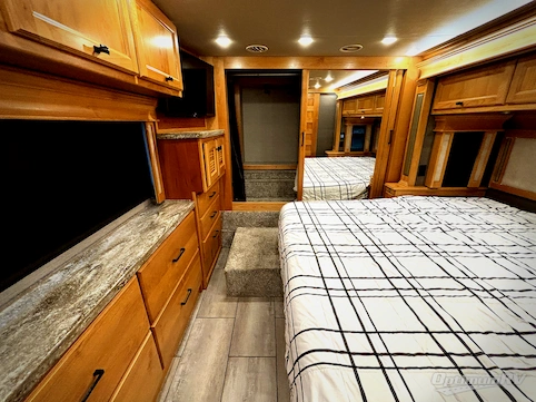 2022 Tiffin Allegro Breeze 33 BR RV Photo 4