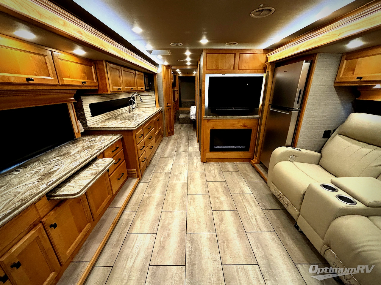 2022 Tiffin Allegro Breeze 33 BR Photo 3