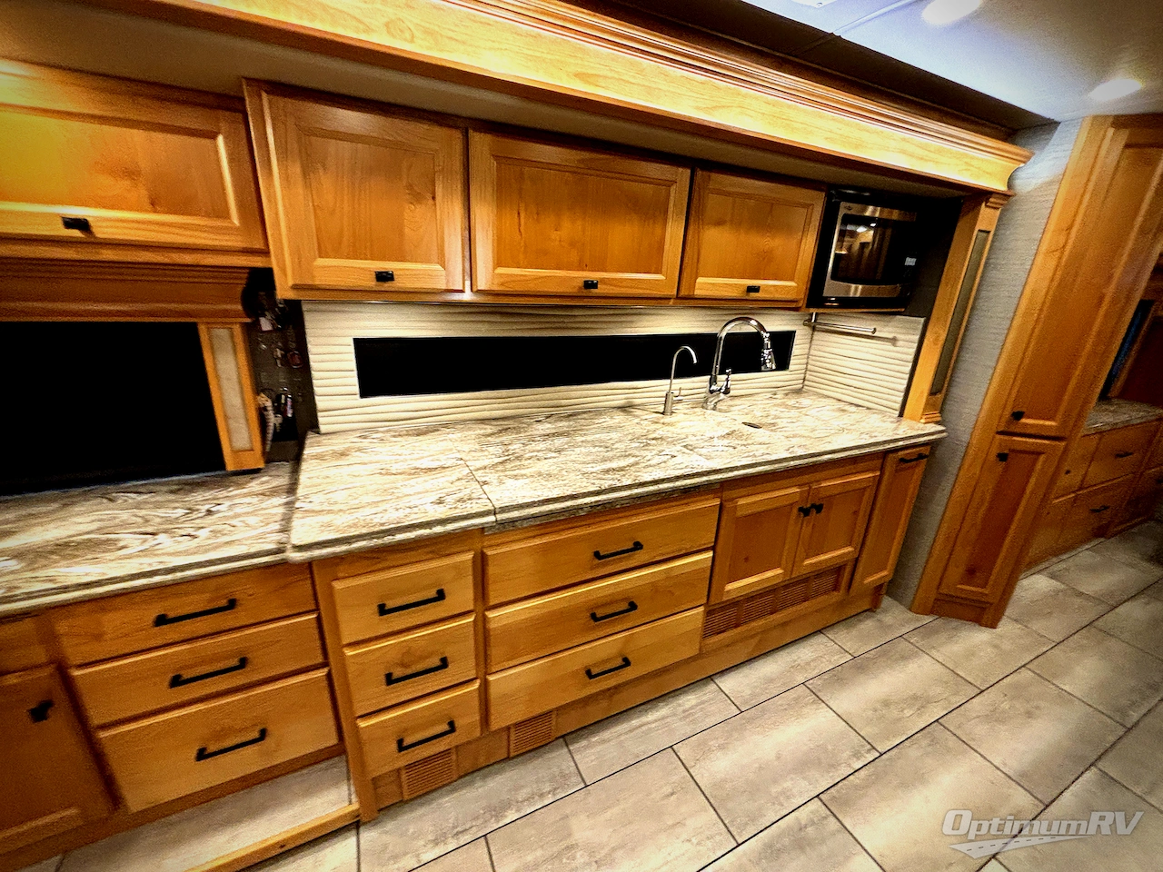 2022 Tiffin Allegro Breeze 33 BR Photo 5