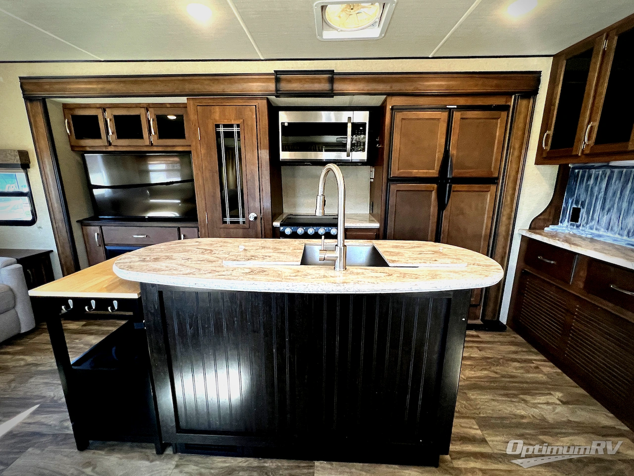 2019 Grand Design Reflection 315RLTS Photo 10