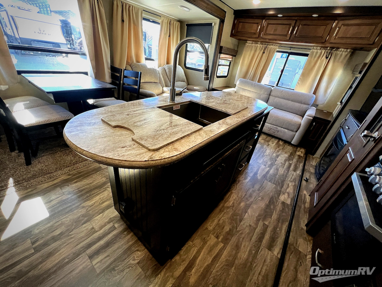 2019 Grand Design Reflection 315RLTS Photo 11