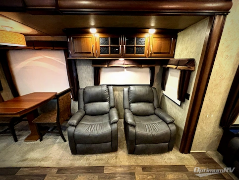 2015 Keystone Montana 3402 RL RV Photo 4
