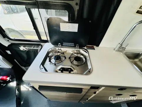 2021 Winnebago Solis 59P RV Photo 4