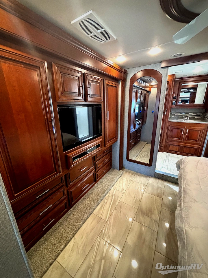 2020 Forest River Berkshire XL 40C Photo 19