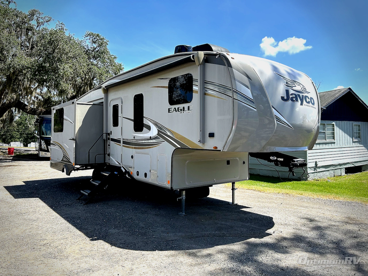 2020 Jayco Eagle HT 27.5RLTS Photo 1