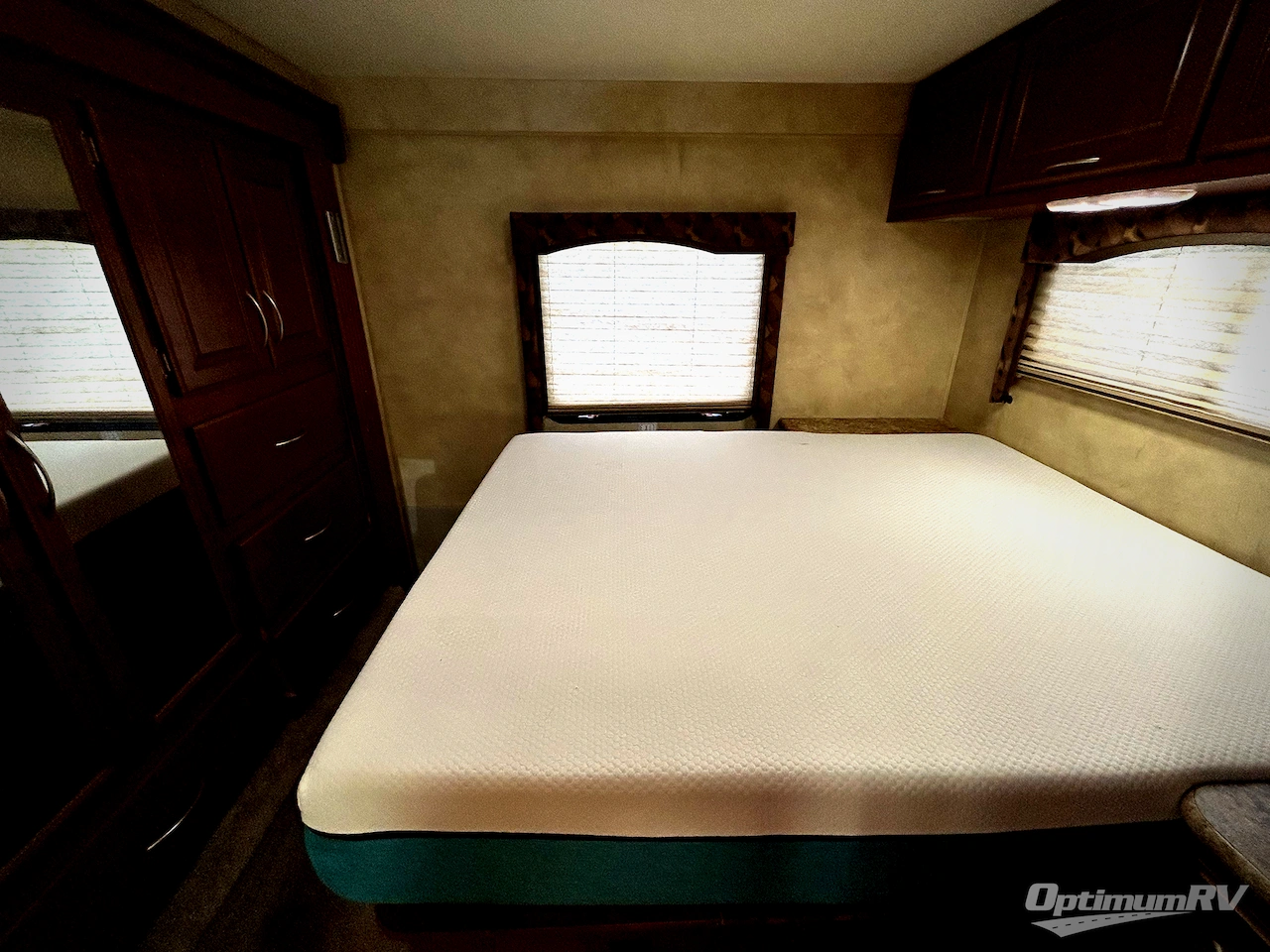 2011 Thor Four Winds 31A Photo 26