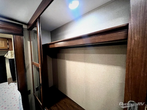 2017 Keystone Montana High Country 375FL RV Photo 4
