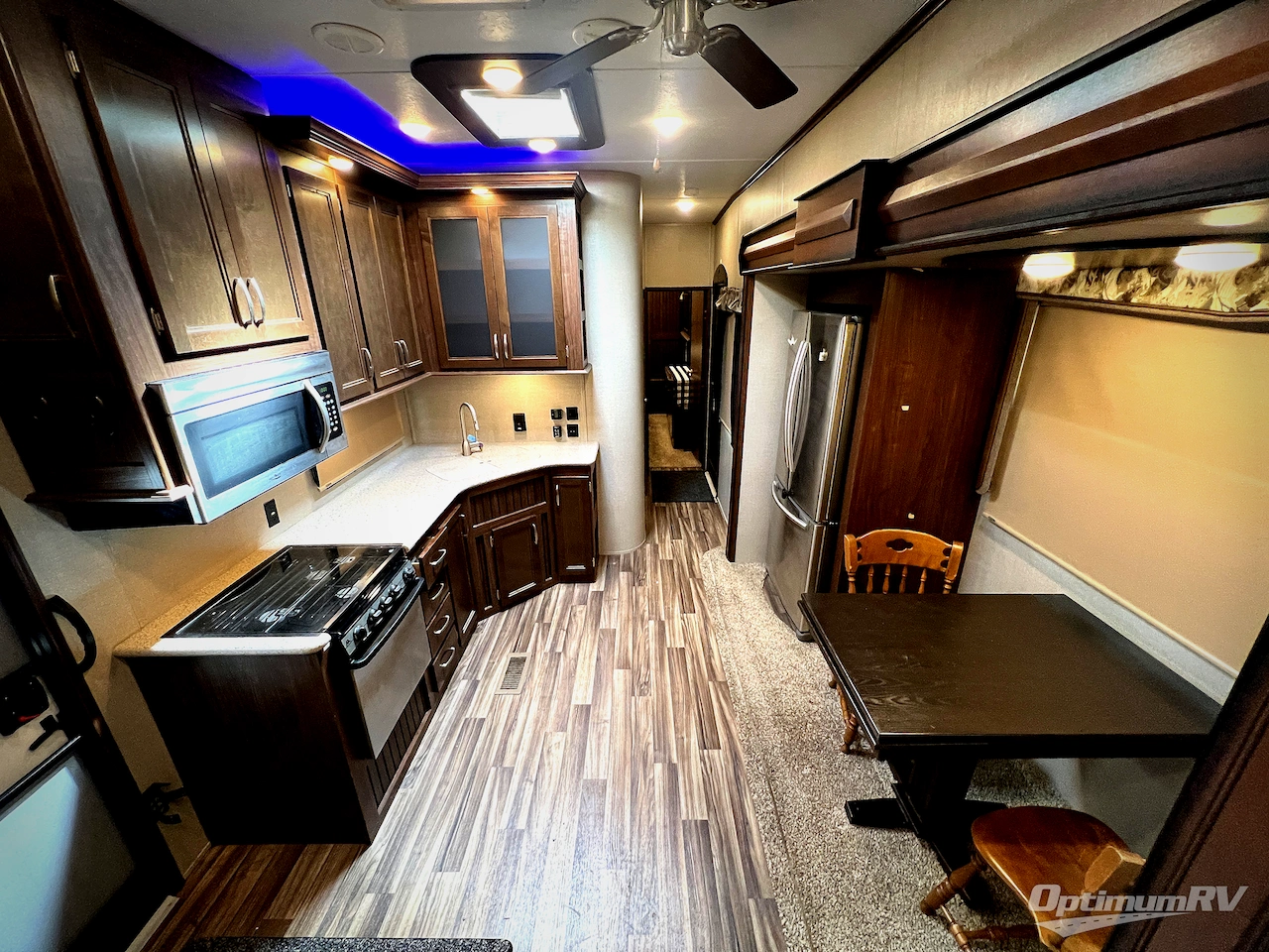 2017 Keystone Montana High Country 375FL Photo 2