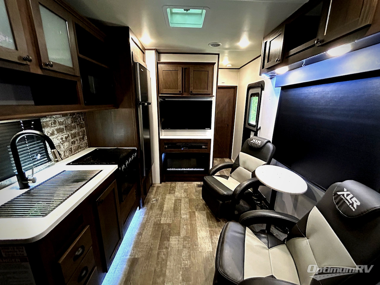 2021 Forest River XLR Hyper Lite 2513 Photo 5