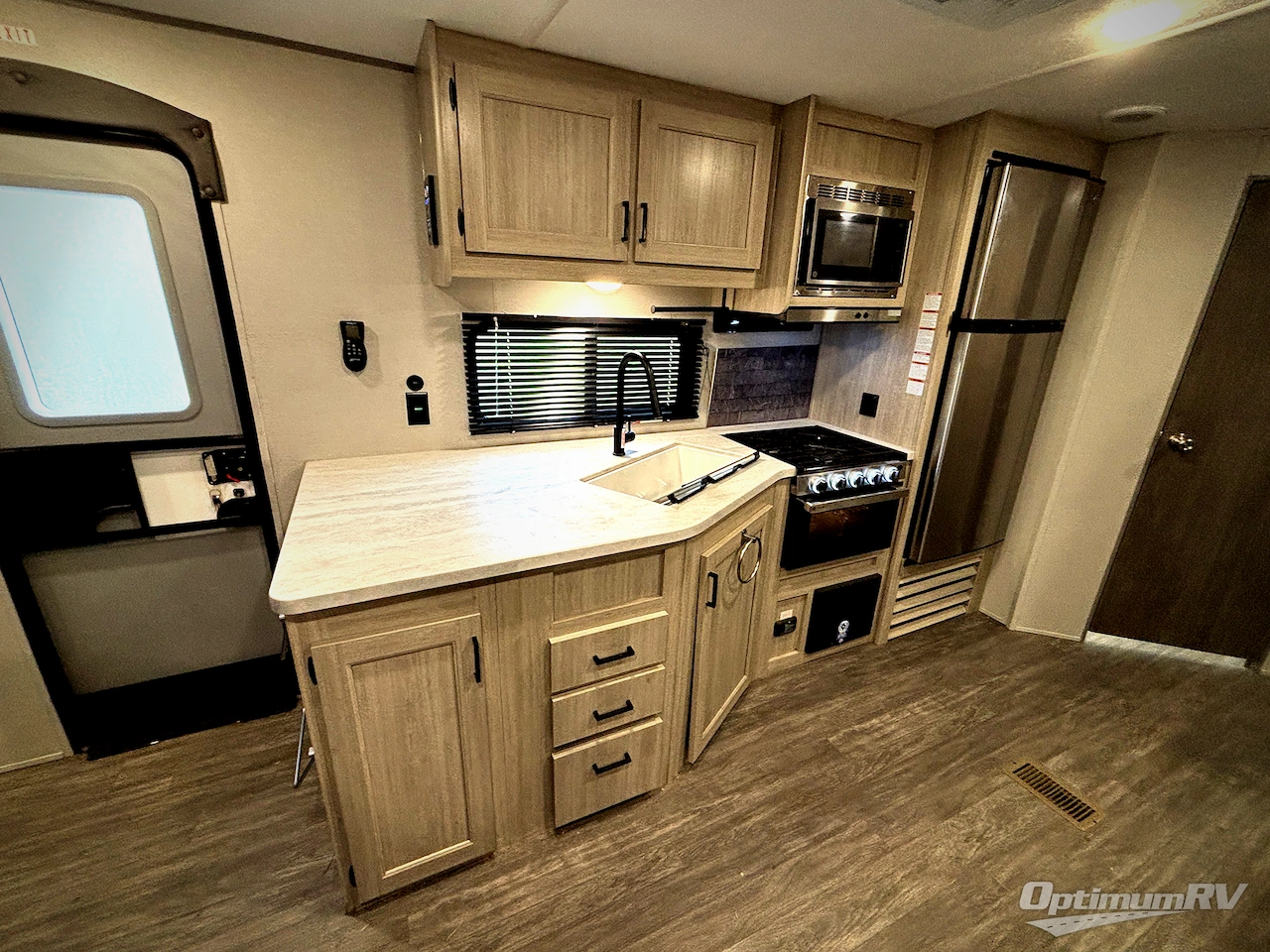 2024 Forest River Aurora 24RBS Photo 9