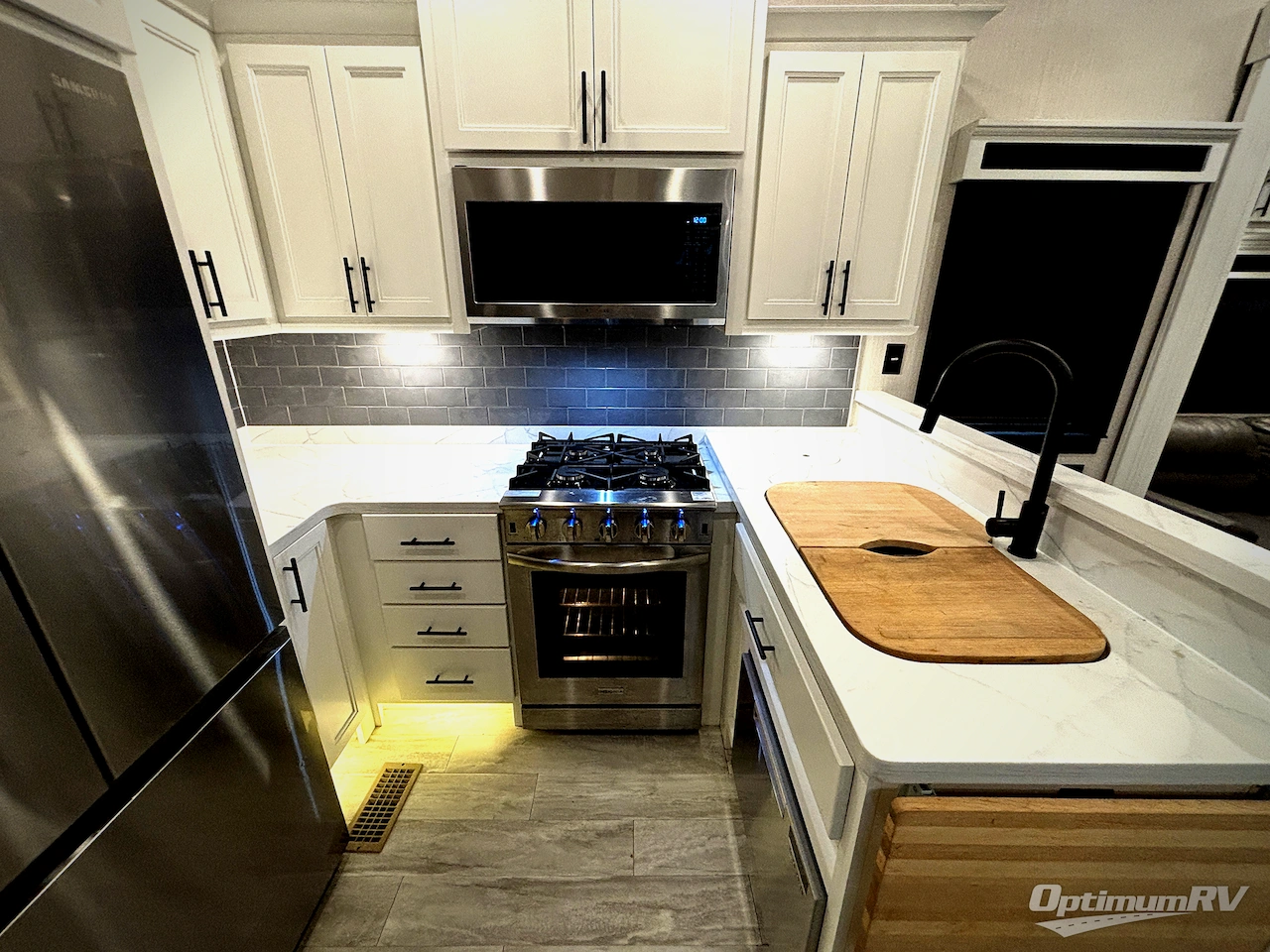 2022 Forest River RiverStone 39RKFB Photo 21