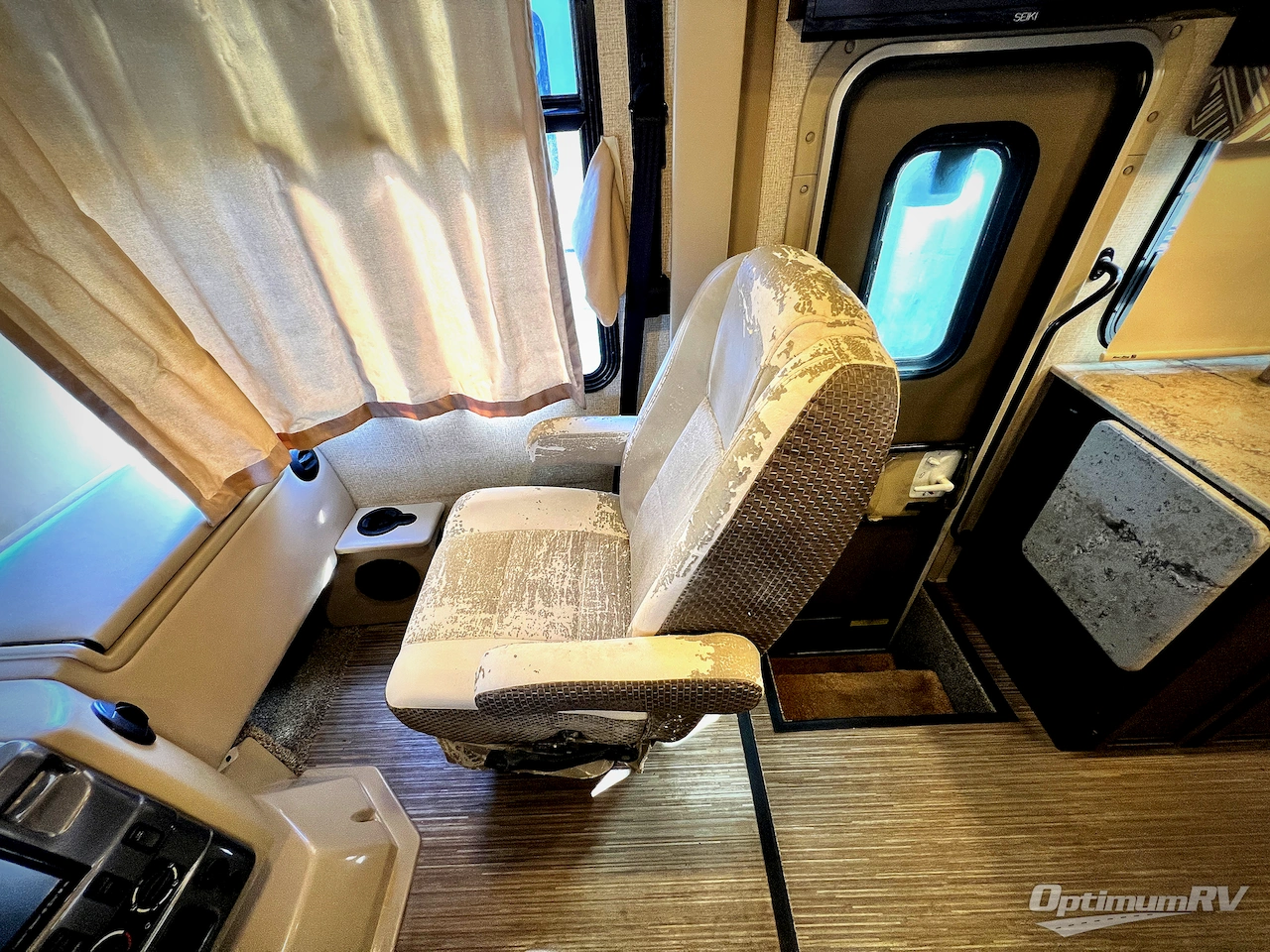 2017 Thor Axis 25.3 Photo 8